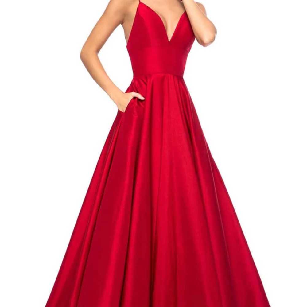 Same as pictures but in turquoise/green color size 6